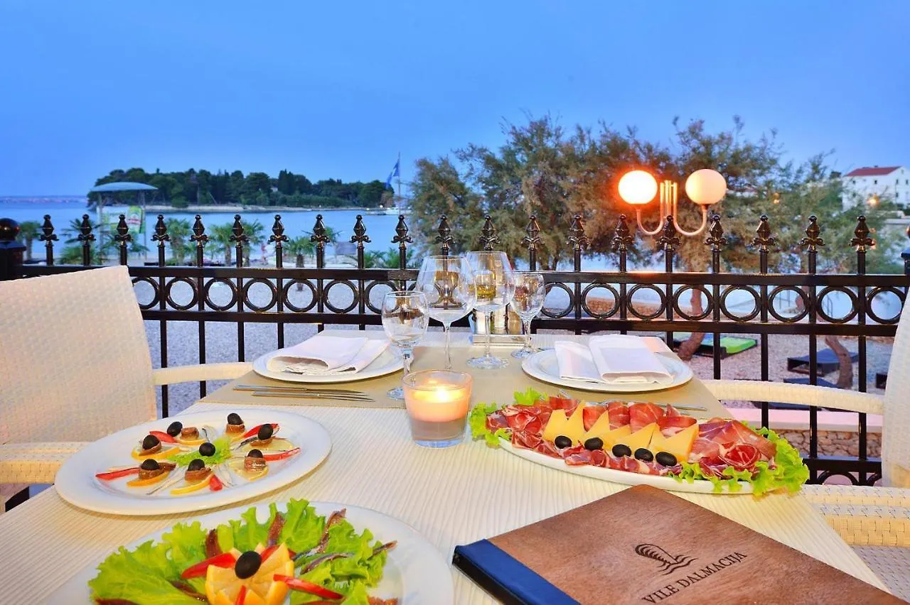 Apartments Dalmatia In Preko, Island Ugljan, With Swimmingpool Preko